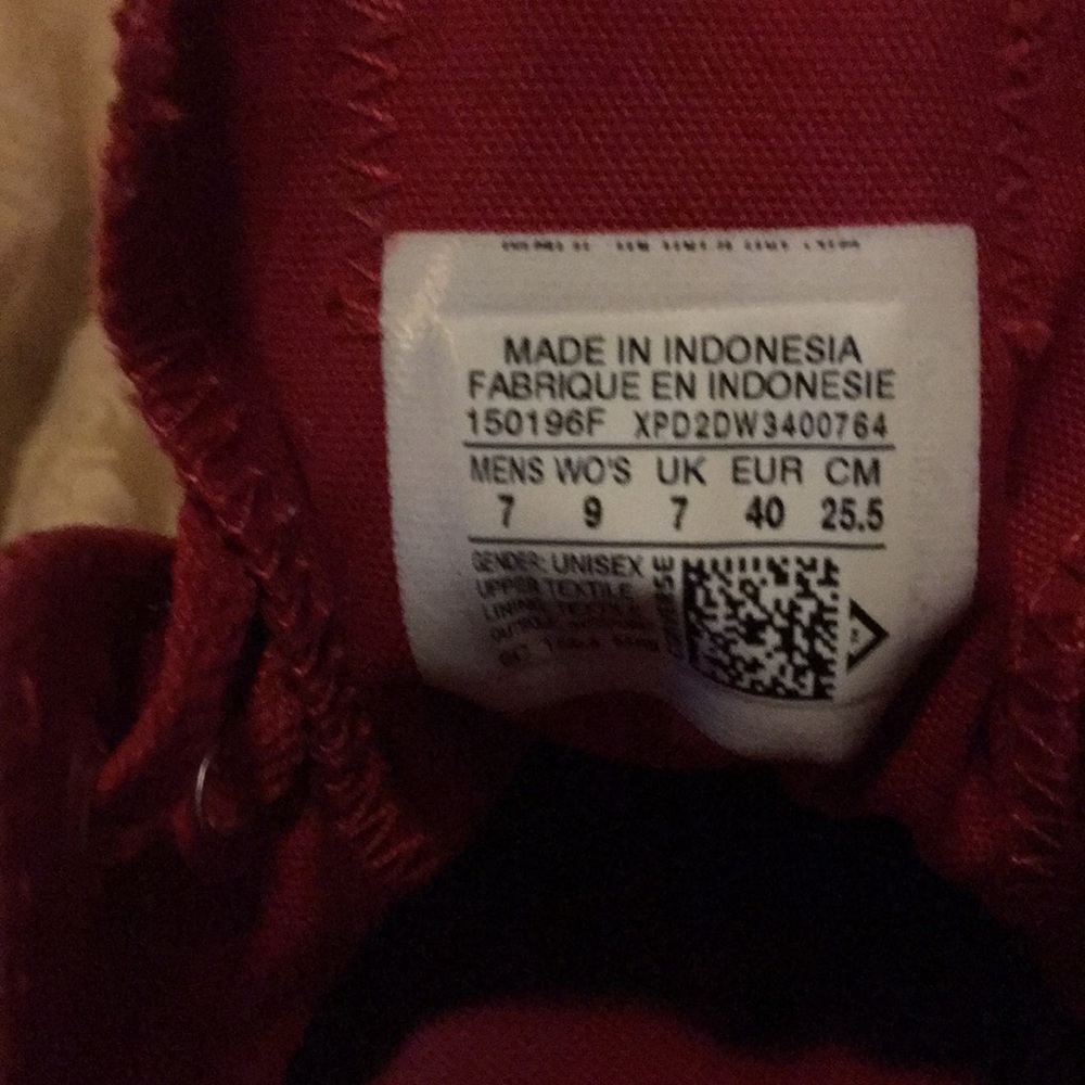 Converse - Picture 7 of 8
